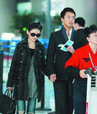 潘长江女儿大婚女婿身家10亿 揭秘大明星的金