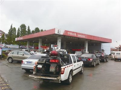 平阳水头大撤离 超市货架空了宾馆生意火了