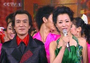 日本真子公主结婚脱离皇籍成平民公主结婚占领日媒头条2021/12