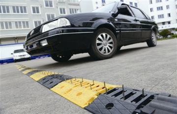 ��̥��Ӧ�Գ忨