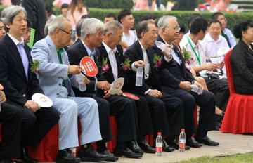 �մ�ʹ�ܺ��й�ˮ