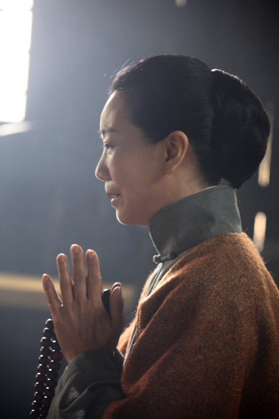 《正者无敌》首鸣悲曲 陈宝国一家诀别很虐心