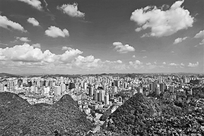 市党政代表团赴筑考察 贵阳发展之快令人震撼