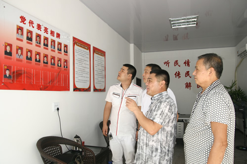 大典下社区在汀田街道党工委的领导下,以"听民情,传党声,优服务,促
