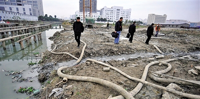 偷倒建筑垃圾最高可罚10万 今年立案查处800多件