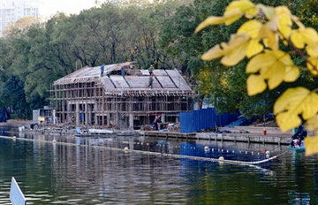 ��ɽ��Ӿ�÷��ᶥ