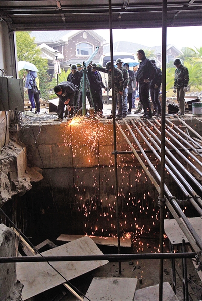 七都岛别墅违法开挖地下室日渐增多 已立案18起