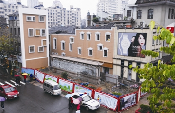 �����ֶ���ڸ���