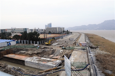 江滨路龙湾段通车了 啥时能直通瓯江路？