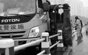 市民监督团上门监督 业主单位今上街再掸新