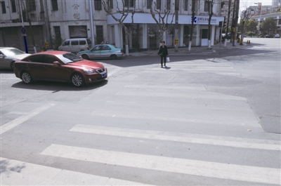 温州市民举报市区斑马线三种“病”