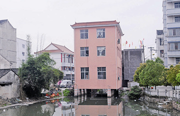 �ӵ����뽨����¥