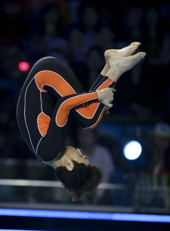 揭秘沙宝亮《水立方》跳出专业:从小练杂技