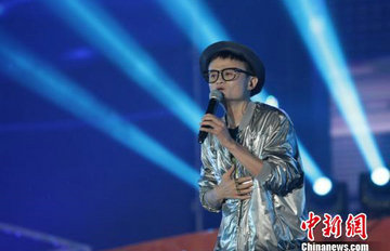 ����ж�ΰ���CEO �����׳�