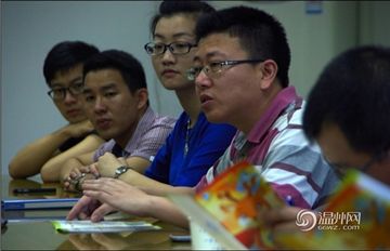 在场:网友体验市民卡现场对话