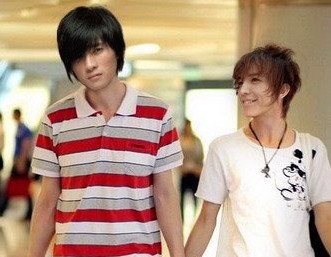 郭敬明韩寒微博开战 “萌日韩”遭网友调侃_港台内地_温州网