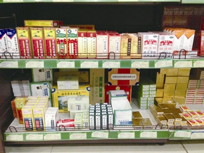 位于香港黄埔的伟昌药房负责人明显感觉