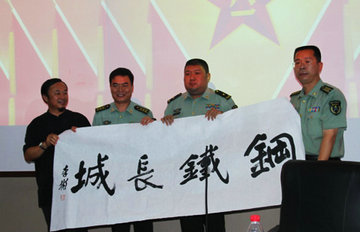 ë�����ٽ��鷨���������Ƽ򵥶���һ��