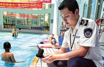 ����Ӿ�ظ�Ⱦ�Բ���ר�ң������Լ���΢С