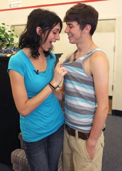 性别互换情侣 男变女来女变男(图)