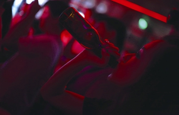 �ư�ҹɫ����뿪�Ұ� �������������ư���״