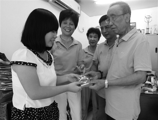 温州<em>红日</em>亭善款 圆平阳<em>女孩</em>大学梦_社会_温州