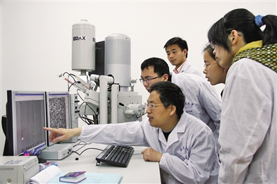 黄少铭:砥砺科研创新 助力家乡发展