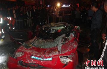 �����ٶֲ۹޳��෭ ѹס������ĸ��˫��