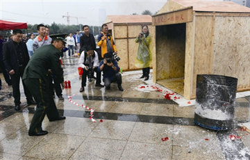 ��������������������� һ�Ӿ������