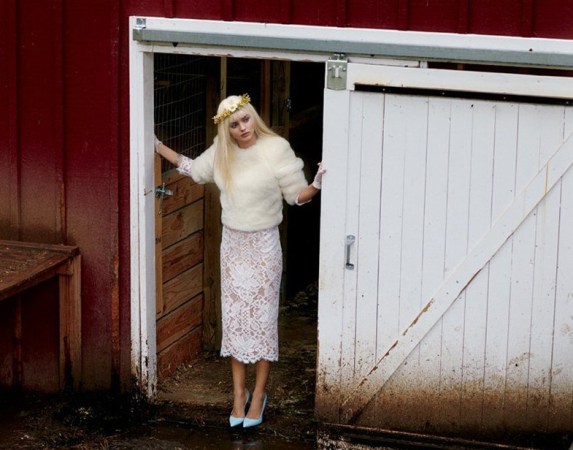 米兰达穿超<em>小号文胸</em>拍写真_娱情速递_温州网