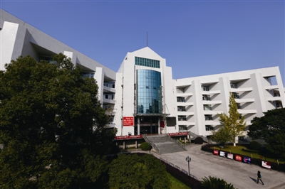 温州网政务频道 党政要闻 新闻发布 正文 平阳第二中学.