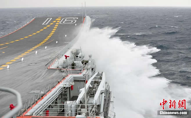 辽宁舰完成南海训练返航 海空联合演练图首次曝光