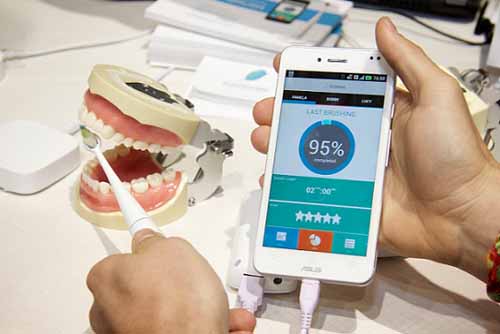 智能牙刷首次亮相 可检测除去多少牙垢 - 温州