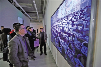 昨日下午,第55届威尼斯双年展"中国馆"温州巡展在昊美术馆开展.