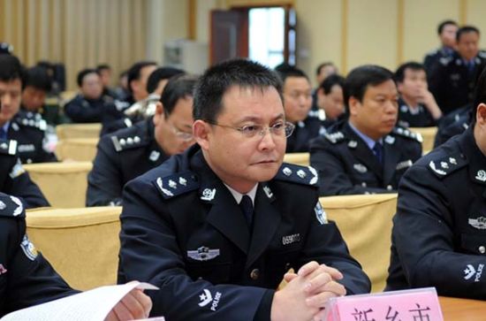 河南省新乡市委常委,政法委书记,市公安局局长孟钢.
