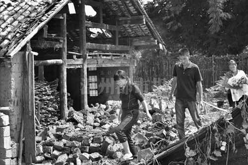 云南景谷县发生6.6级地震 温州女婿讲述发生瞬