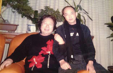 �����׷���������£��ݰ�ëŮ���Ǹ�����ȥ��