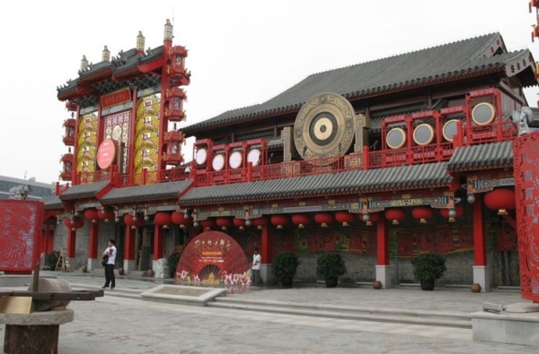 北京刘老根会所关门 崔永元曾力挺赵本山