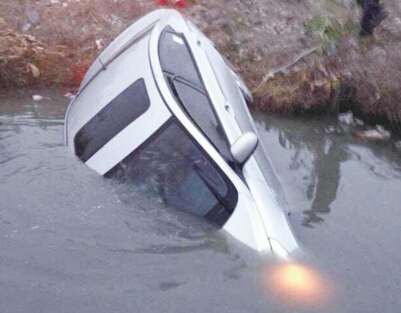 ����ˮ̶�����Ϸ����ϰ�;�в�������