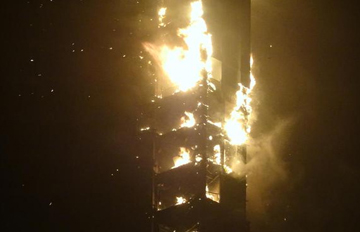 迪拜火炬大厦发生火灾 为世界最高的居民楼之一