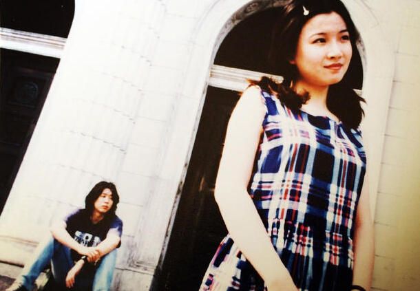 ����ΪҶ������ ͬ�������ڰ���ƮƮ�����