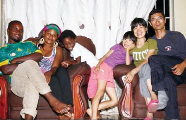 70��ѧ�Ը�ĸְͣһ�� ��7��Ů����ѧ16��