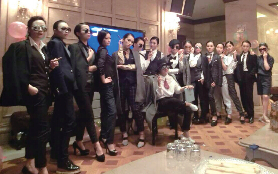 90��Ů΢�̺�ſ������װ�� ������Է�����