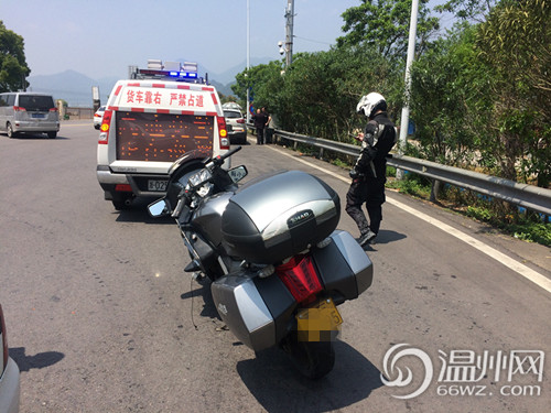 手机导航瞎带路 男子骑拉风摩托车上高速