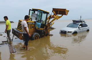 ԽҰ������Ȳ�ɳ̲������ �������ɳ������