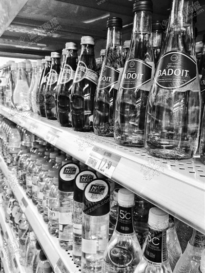 苏打水成饮料市场新宠 医生建议不要多喝