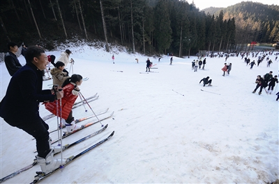 月老山滑雪场.
