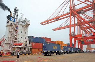 ���ݸۿ�ͨ����˹Զ������ Ϊ��ó��ҵʡǧ��