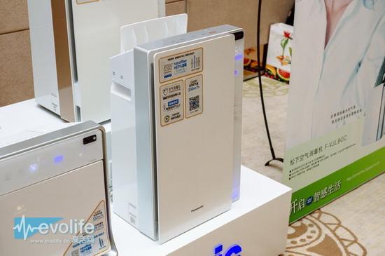 松下发布空气消毒机用纳米微纤维HEPA过滤网穷追猛堵PM 2.5