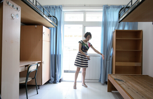 盲生郑荣权即将到温大报到 吃住学怎安排?